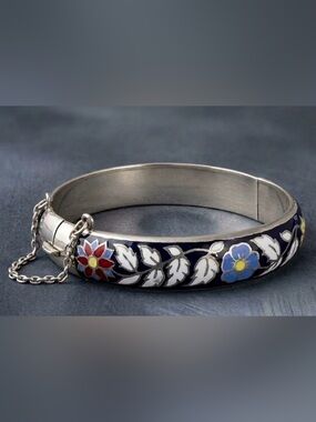 Vintage Thailand Floral Enamel Hinged Bangle Bracelet